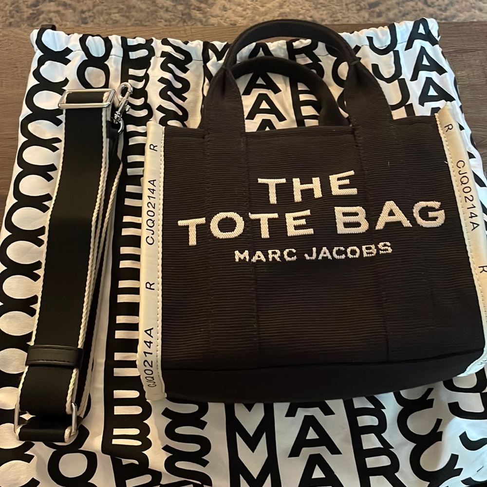Marc Jacobs The Mini Tote Bag